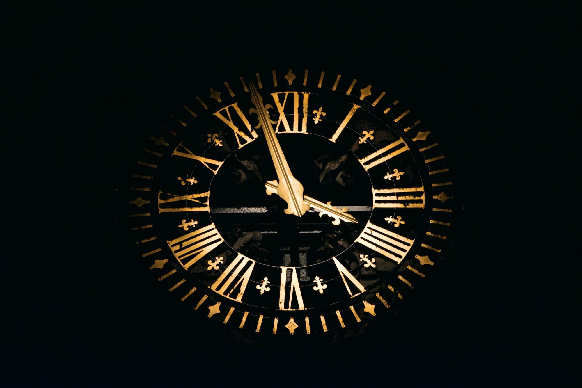 Clock showing how long it takes to mix a song